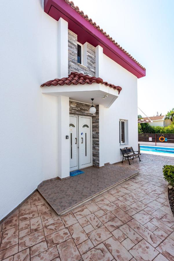 Villa Willow Mandali By Ezoria Villas Protaras Exterior photo