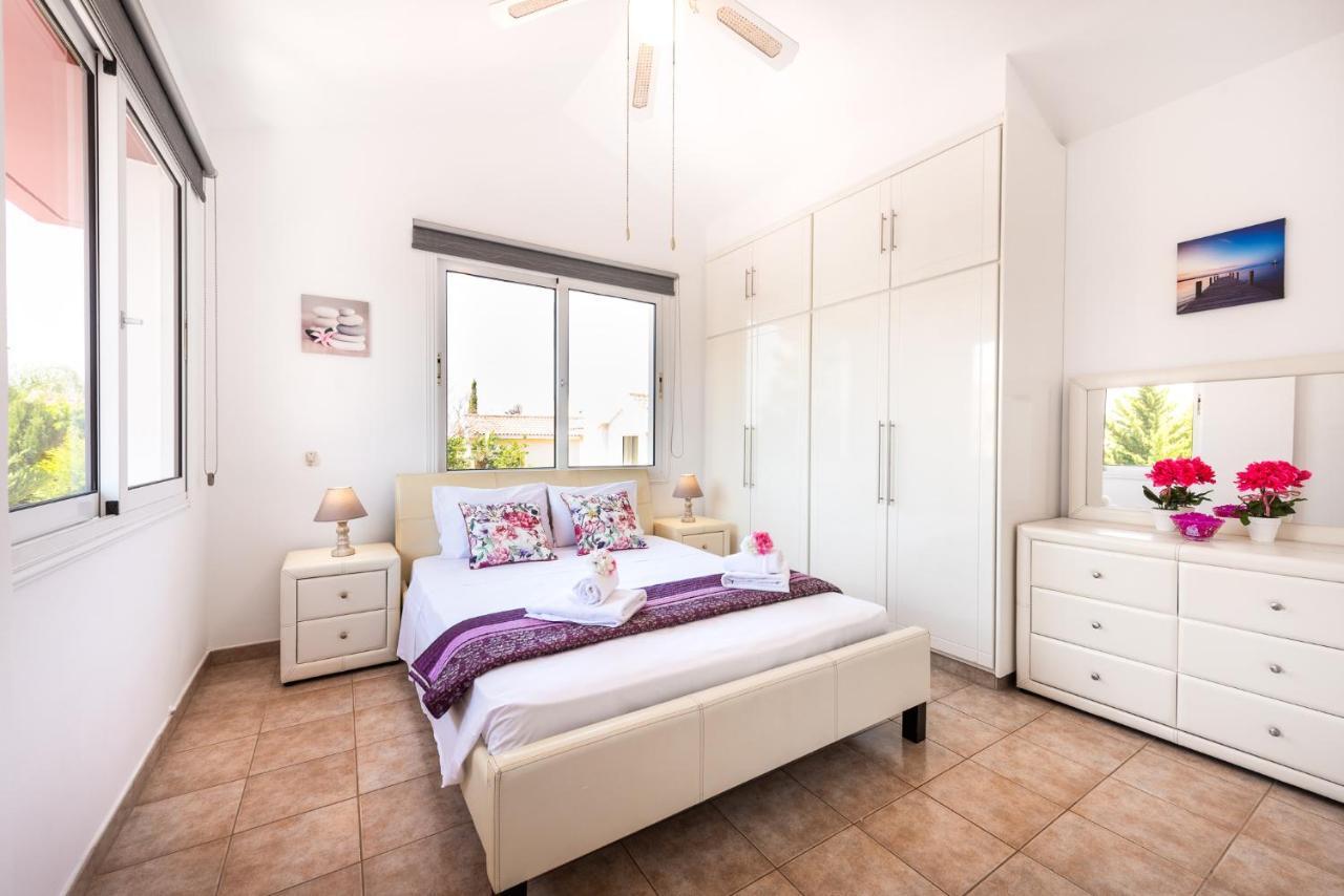 Villa Willow Mandali By Ezoria Villas Protaras Exterior photo